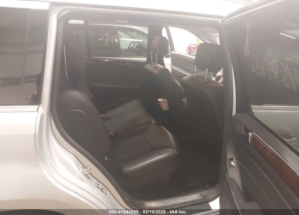 2011 MERCEDES-BENZ GL 450 4MATIC VIN: 4JGBF7BE7BA694820