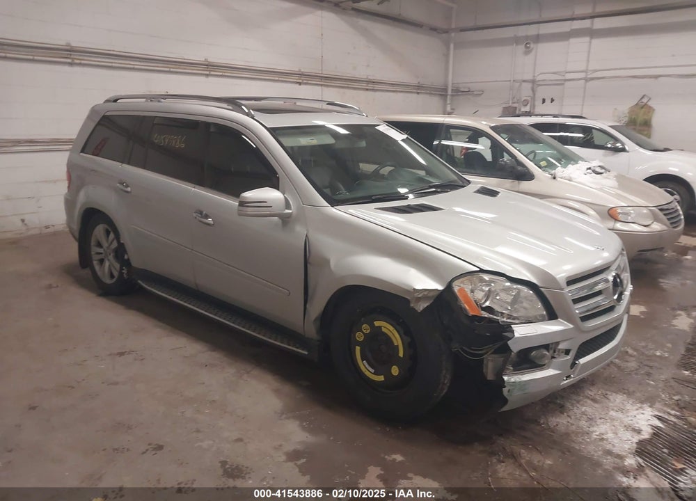 2011 MERCEDES-BENZ GL 450 4MATIC VIN: 4JGBF7BE7BA694820