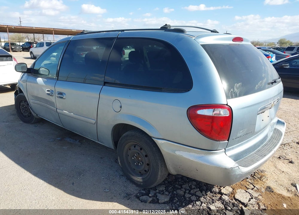 2006 CHRYSLER TOWN & COUNTRY LX VIN: 2A4GP44R96R632272