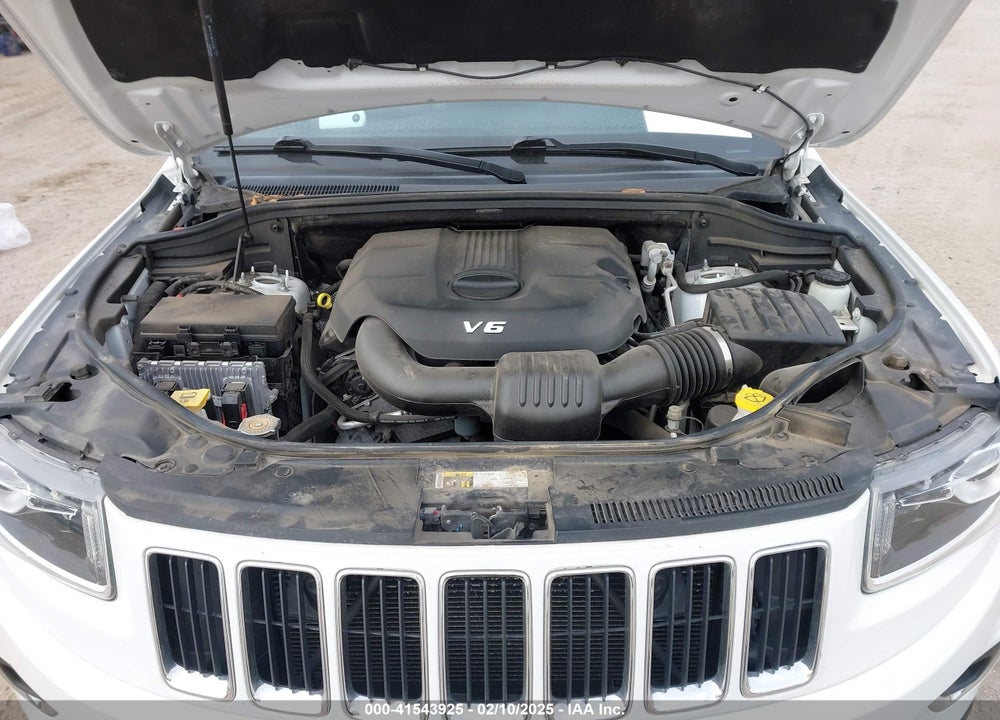 2015 JEEP GRAND CHEROKEE VIN: 1C4RJFBG5FC103813