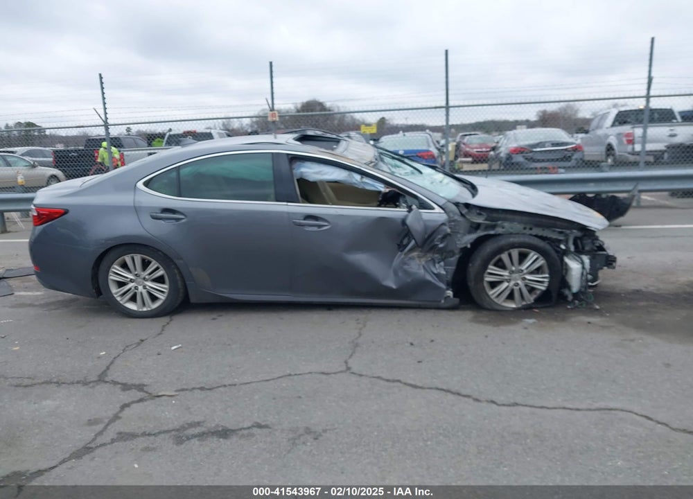 2015 LEXUS ES VIN: JTHBK1GG5F2201741