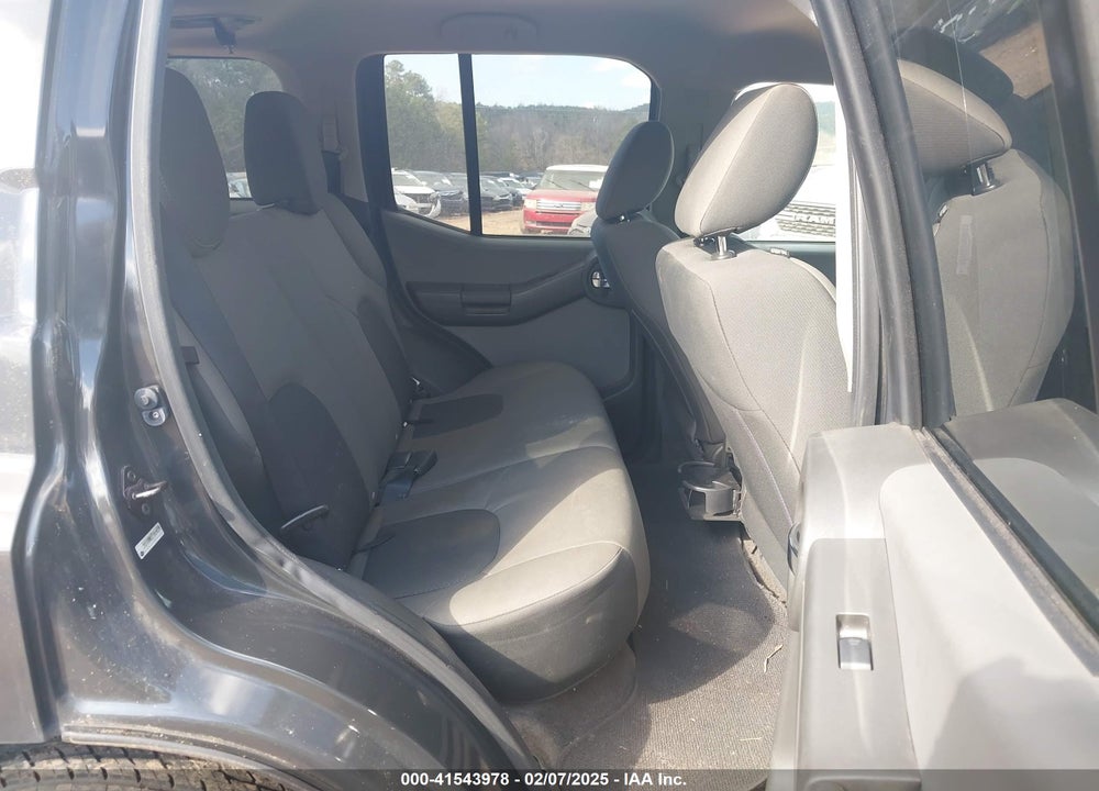 2015 NISSAN XTERRA S VIN: 5N1AN0NU2FN664390