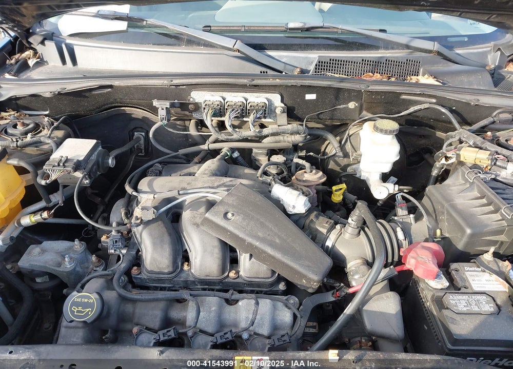2008 FORD ESCAPE XLT VIN: 1FMCU03198KE47234
