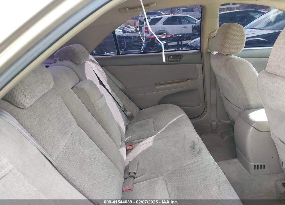 2002 TOYOTA CAMRY LE V6 VIN: 4T1BF32K72U522171