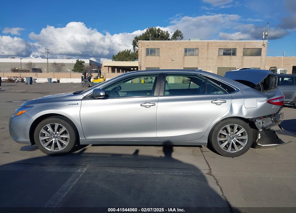 2016 TOYOTA CAMRY HYBRID VIN: 4T1BD1FK0GU193017