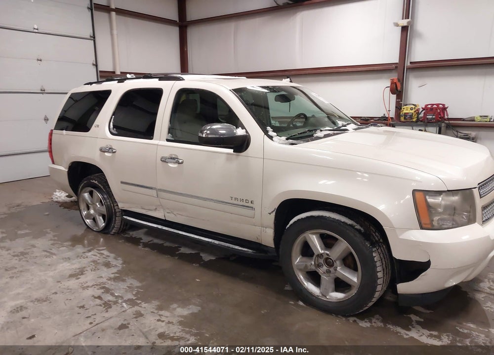 2011 CHEVROLET TAHOE VIN: 1GNSKCE05BR217546
