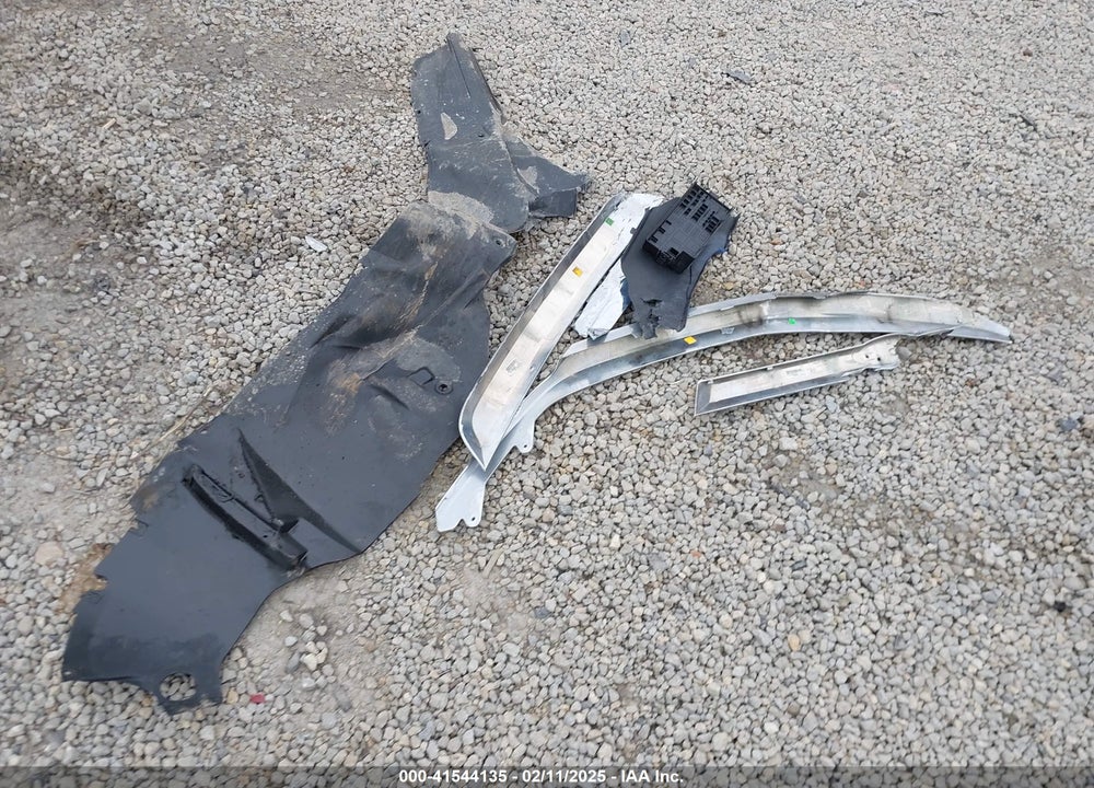 2010 FORD FUSION VIN: 3FAHP0KC3AR169684