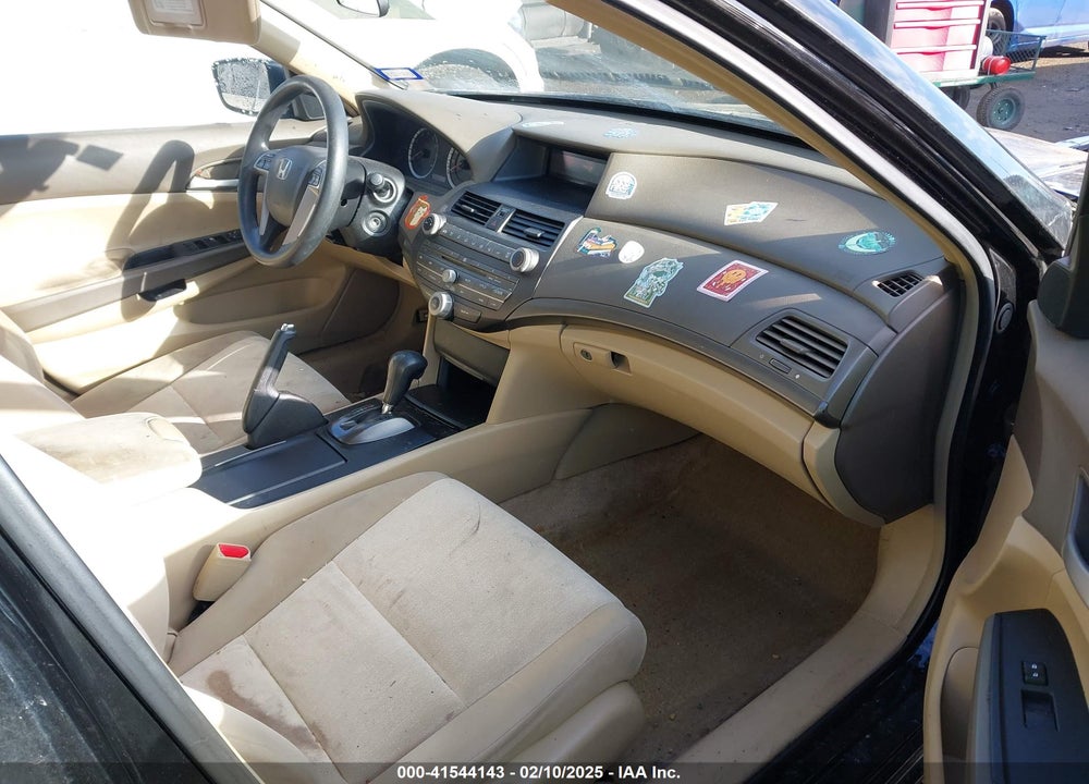 2009 HONDA ACCORD 2.4 LX VIN: 1HGCP26329A053149