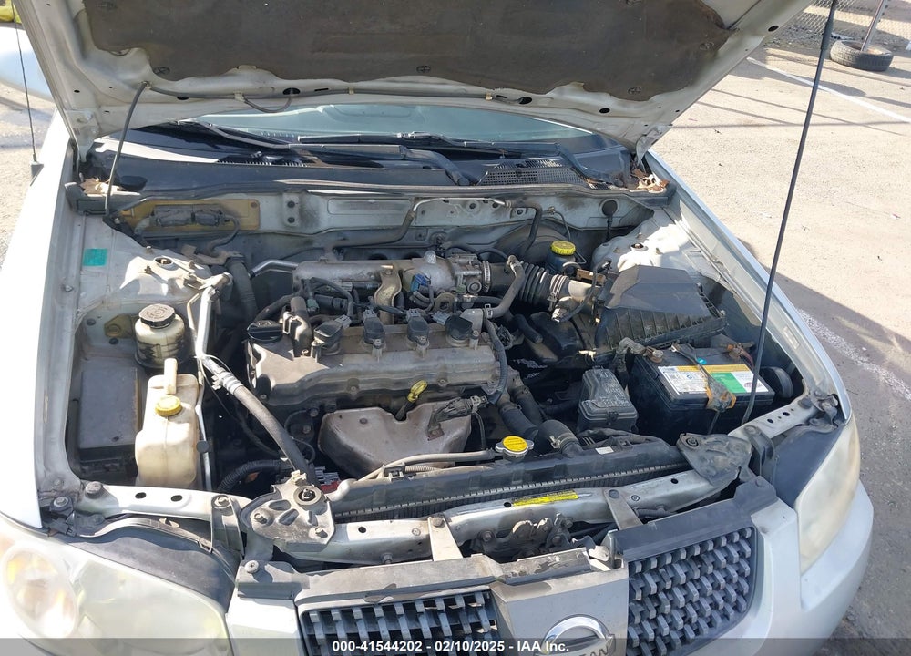 2004 NISSAN SENTRA 1.8S VIN: 3N1CB51D04L828390