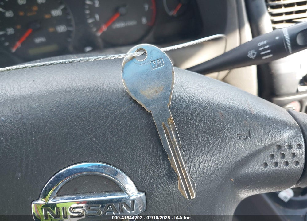 2004 NISSAN SENTRA 1.8S VIN: 3N1CB51D04L828390