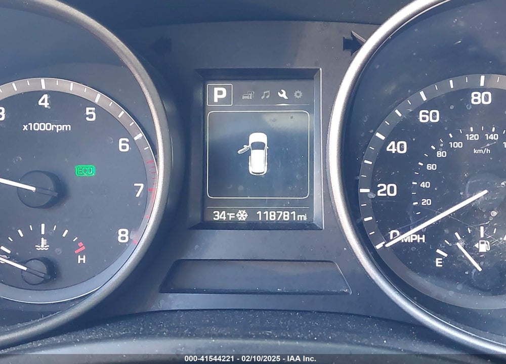 2018 HYUNDAI SANTA FE SPORT VIN: 5NMZTDLB6JH073376