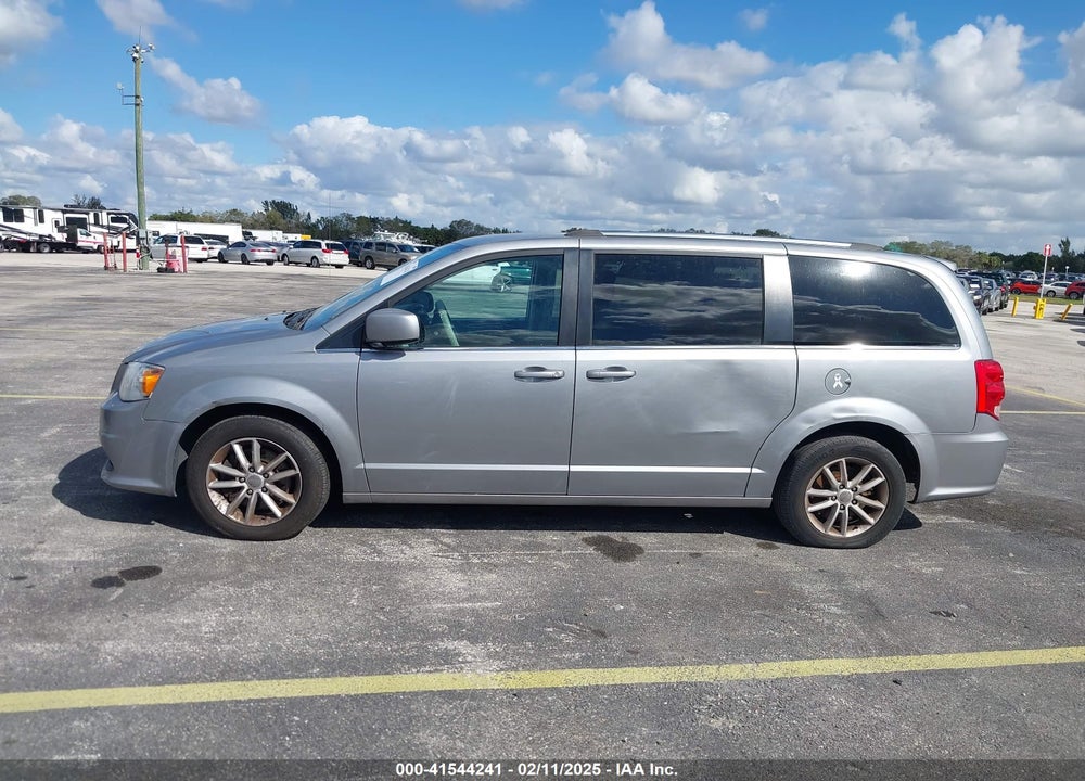 2018 DODGE GRAND CARAVAN VIN: 2C4RDGCG6JR267938