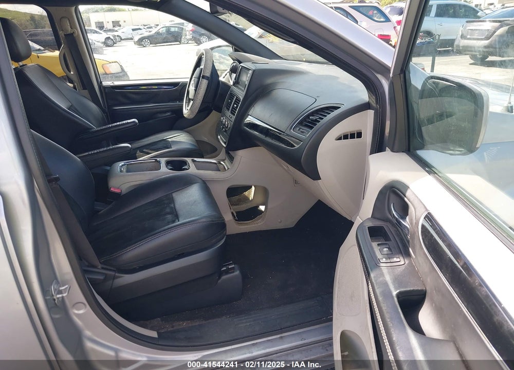 2018 DODGE GRAND CARAVAN VIN: 2C4RDGCG6JR267938