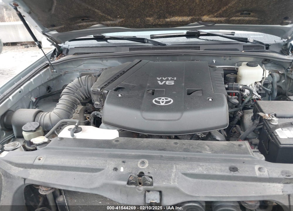 2005 TOYOTA 4RUNNER SR5 V6 VIN: JTEBU14R658051907