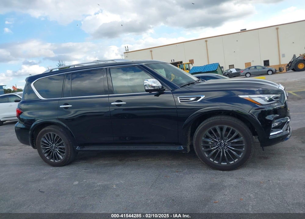 2023 INFINITI QX80 VIN: JN8AZ2BE8P9307568