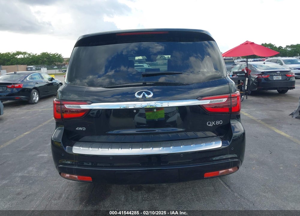 2023 INFINITI QX80 VIN: JN8AZ2BE8P9307568