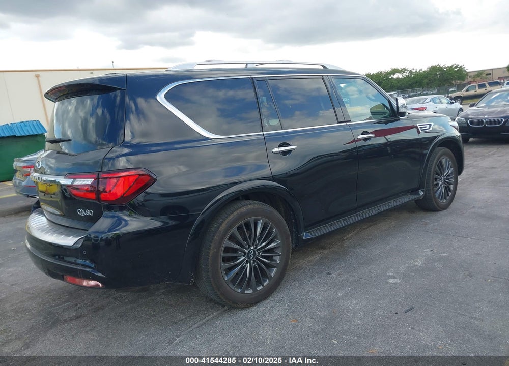 2023 INFINITI QX80 VIN: JN8AZ2BE8P9307568