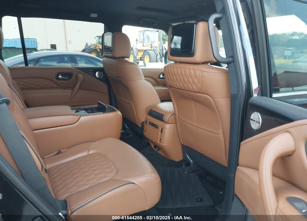 2023 INFINITI QX80 VIN: JN8AZ2BE8P9307568