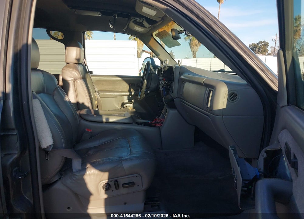 2002 CHEVROLET SILVERADO 2500HD LT VIN: 1GCHK23112F167268
