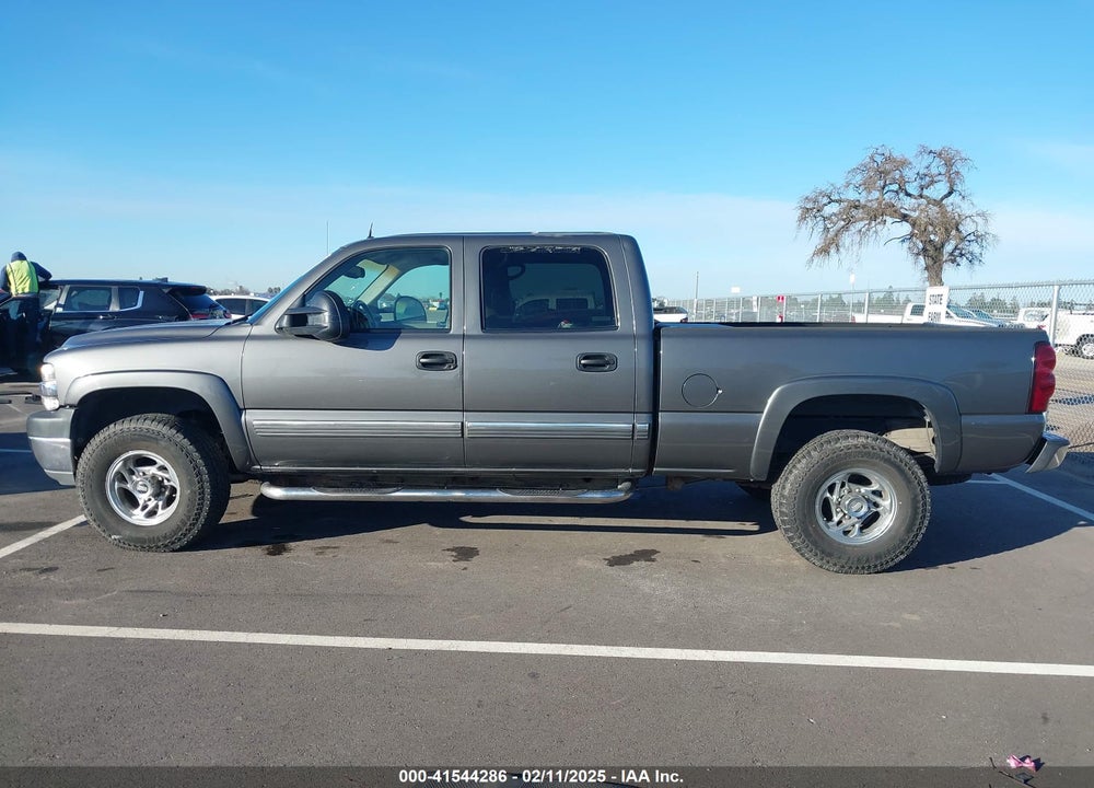 2002 CHEVROLET SILVERADO 2500HD LT VIN: 1GCHK23112F167268