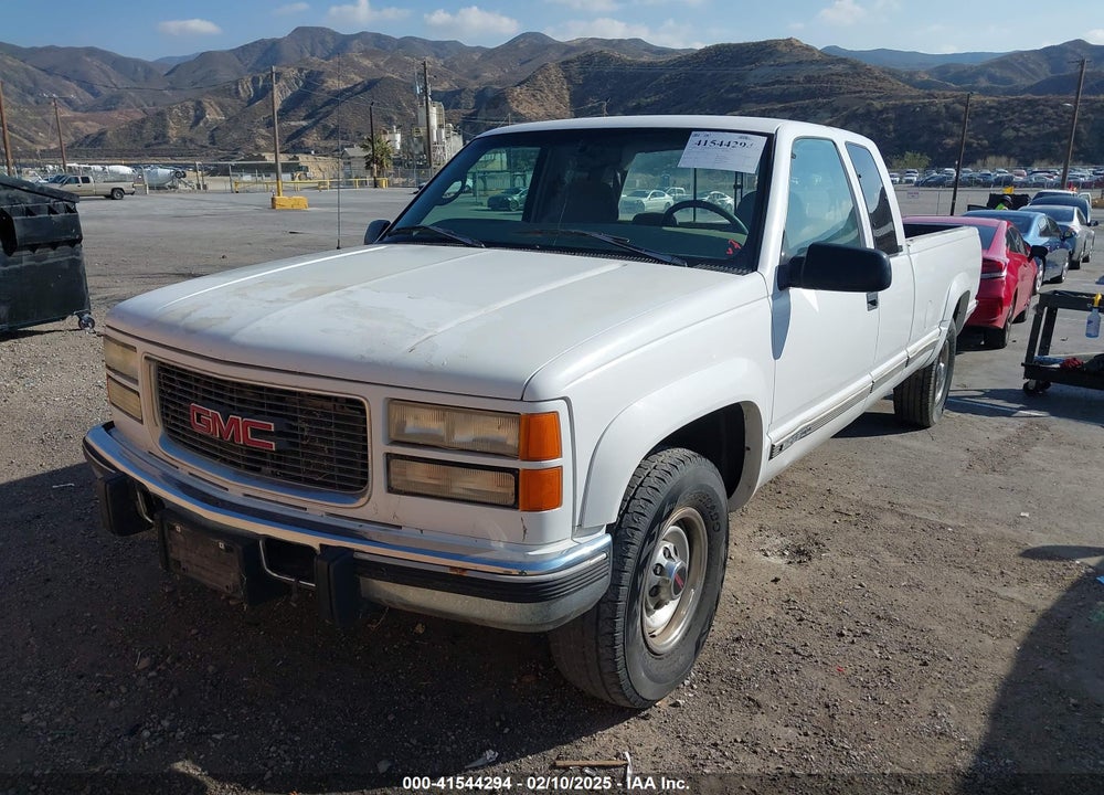 1997 GMC SIERRA 2500 HD SL VIN: 1GTGC29F0VE530973