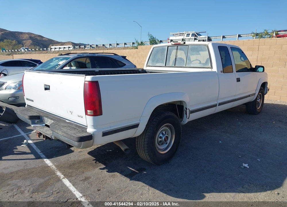 1997 GMC SIERRA 2500 HD SL VIN: 1GTGC29F0VE530973