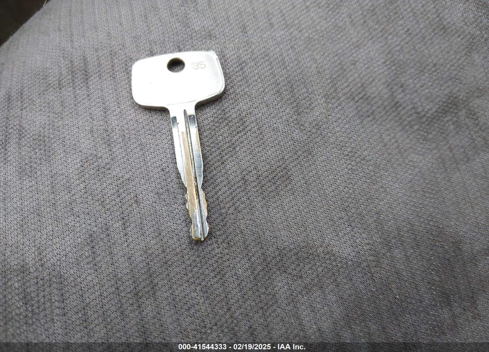 2003 TOYOTA ECHO VIN: JTDBT123X30268913