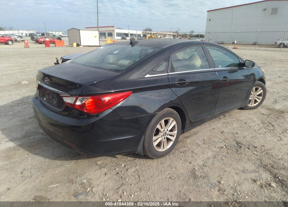 2013 HYUNDAI SONATA VIN: 5NPEB4AC9DH679565