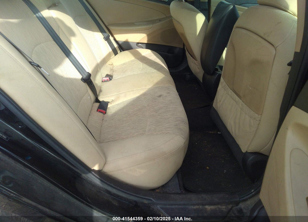 2013 HYUNDAI SONATA VIN: 5NPEB4AC9DH679565