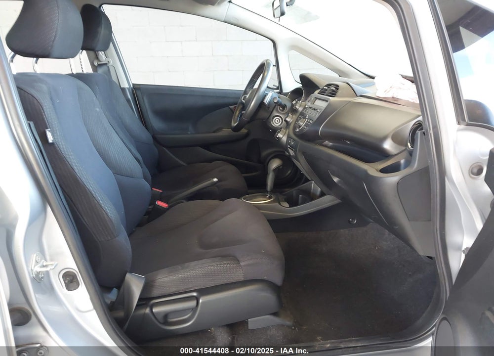2012 HONDA FIT SPORT VIN: JHMGE8H57CC041676