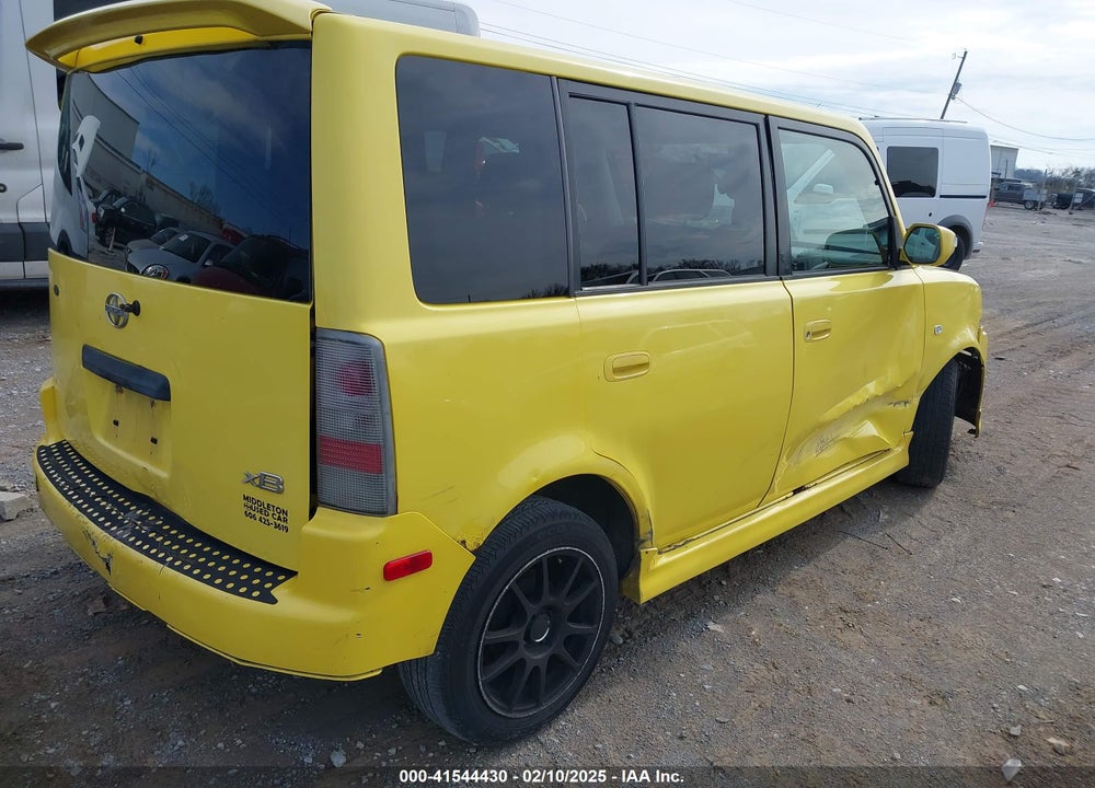 2005 SCION XB VIN: JTLKT324954015926