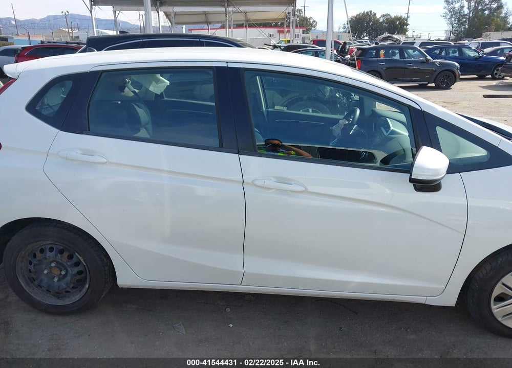 2018 HONDA FIT VIN: 3HGGK5H49JM732866