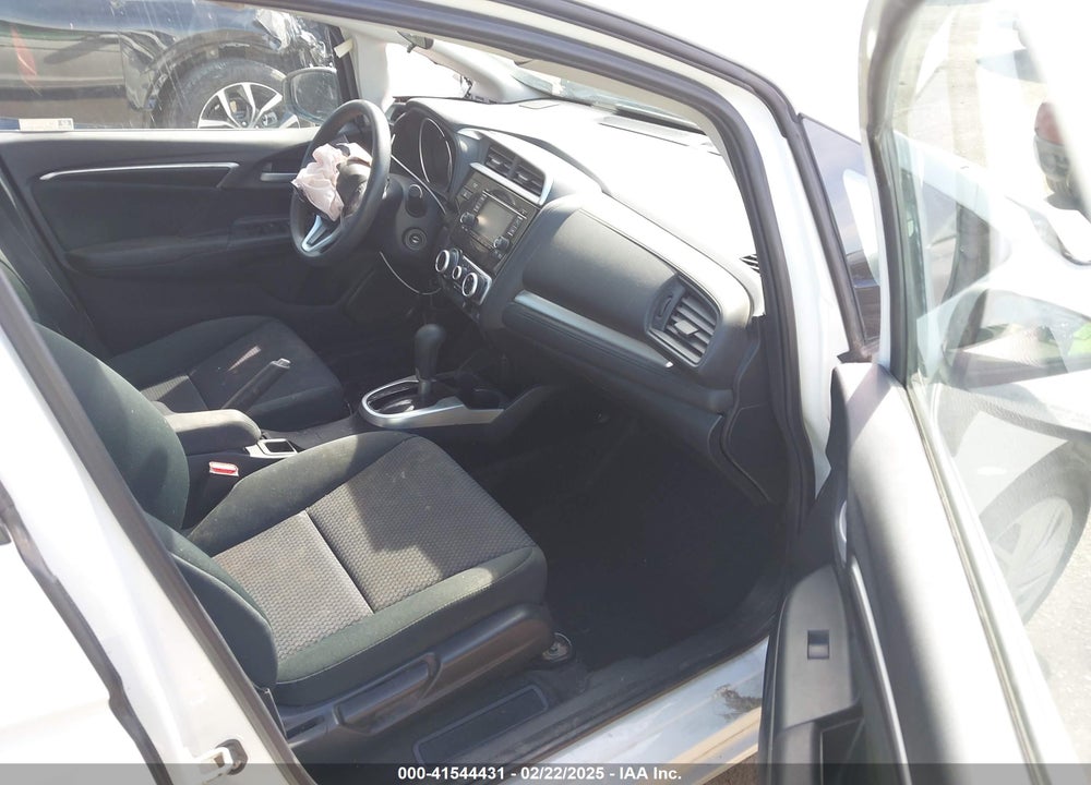 2018 HONDA FIT VIN: 3HGGK5H49JM732866