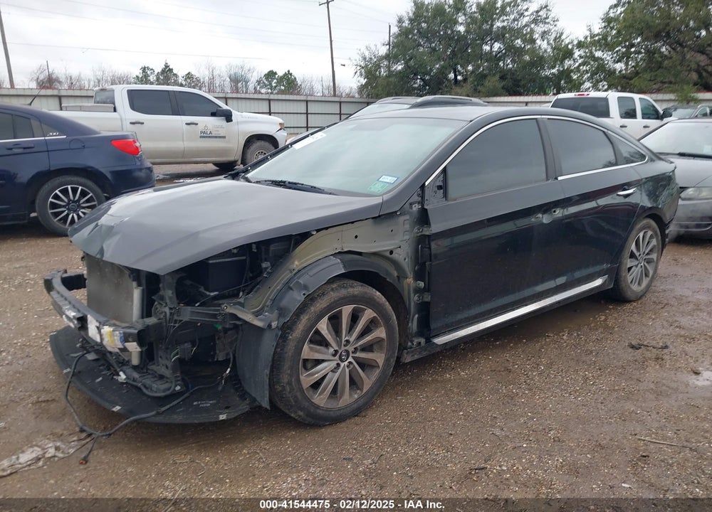 2016 HYUNDAI SONATA VIN: 5NPE34AF5GH300783