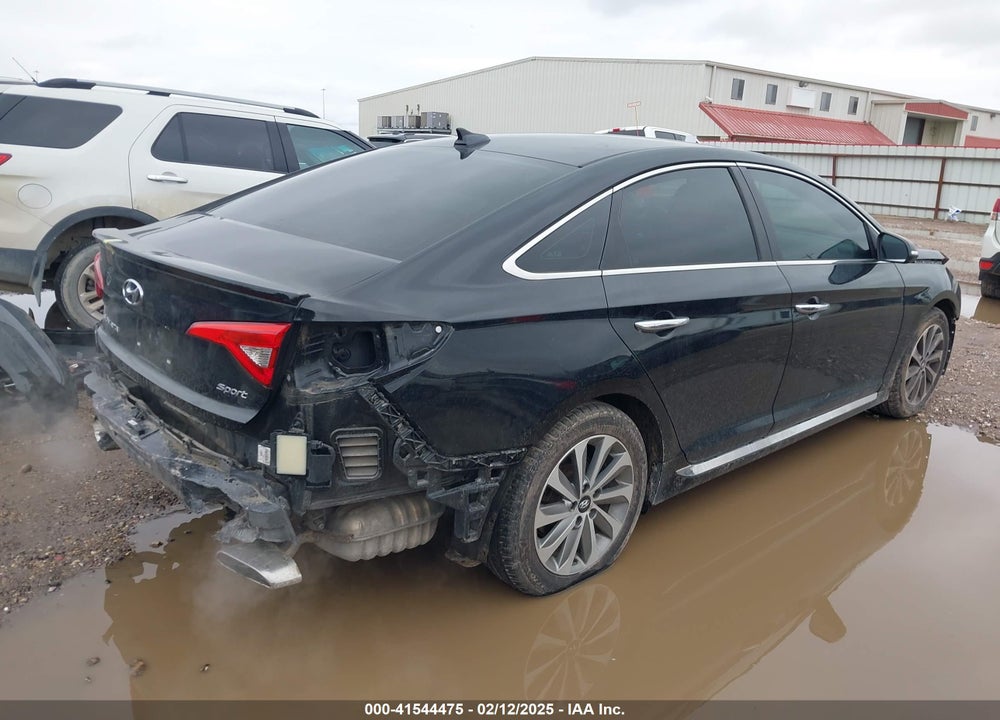 2016 HYUNDAI SONATA VIN: 5NPE34AF5GH300783
