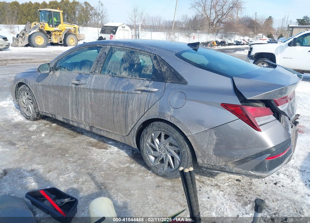 2024 HYUNDAI ELANTRA SEL VIN: KMHLM4DG0RU638198