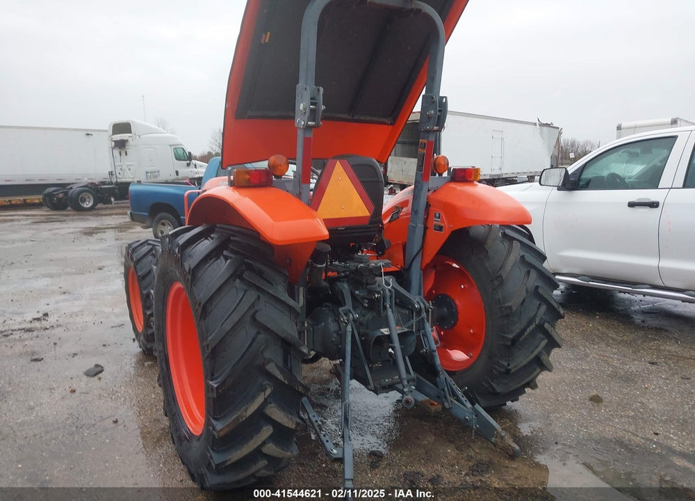 2020 KUBOTA M5660SU VIN: KBUMFADRPK8E54080