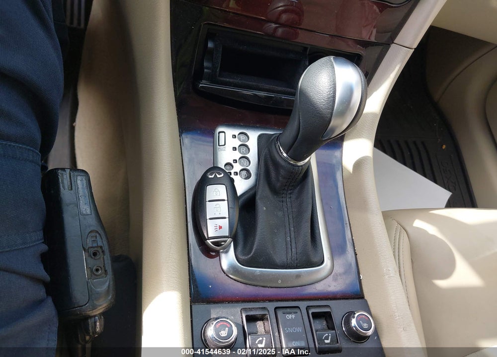 2017 INFINITI QX50 VIN: JN1BJ0RR2HM407624