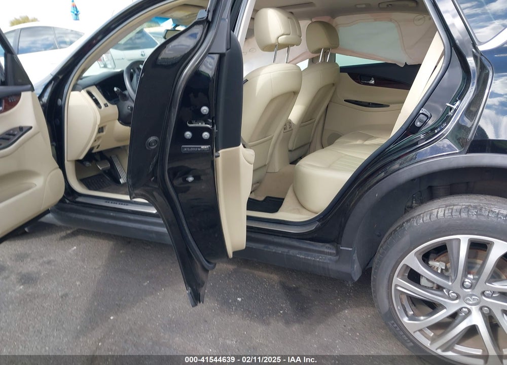 2017 INFINITI QX50 VIN: JN1BJ0RR2HM407624