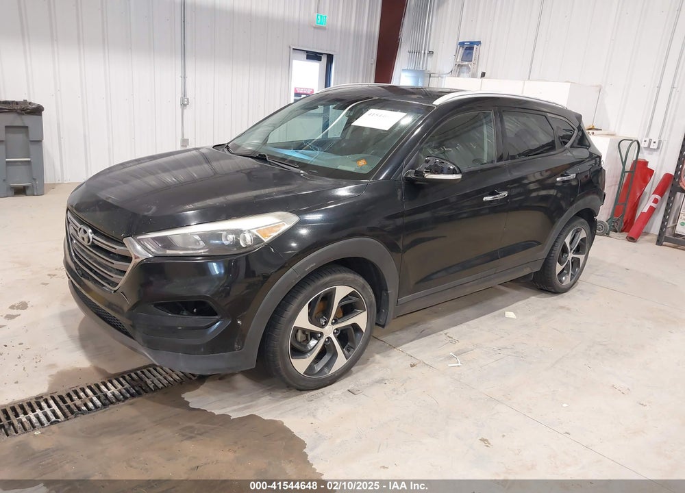 2016 HYUNDAI TUCSON VIN: KM8J3CA28GU205030