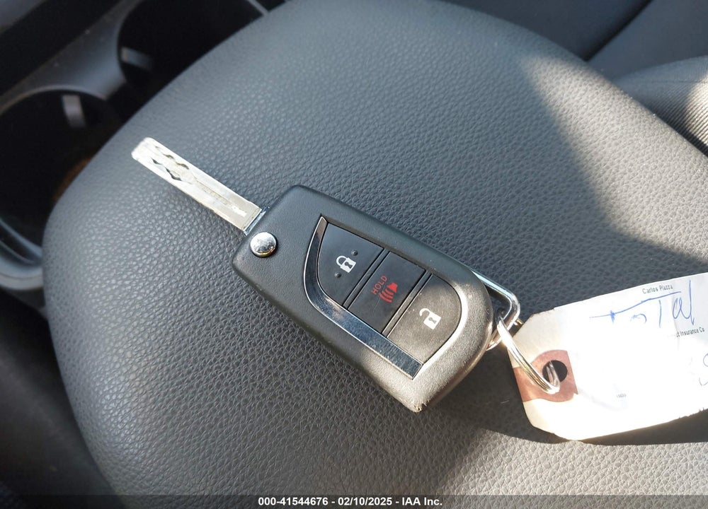 2019 TOYOTA RAV4 LE VIN: JTMH1RFV8KJ007590
