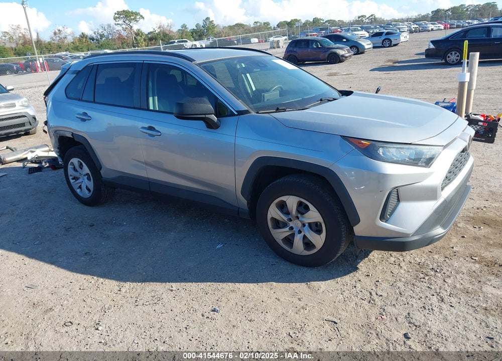 2019 TOYOTA RAV4 LE VIN: JTMH1RFV8KJ007590