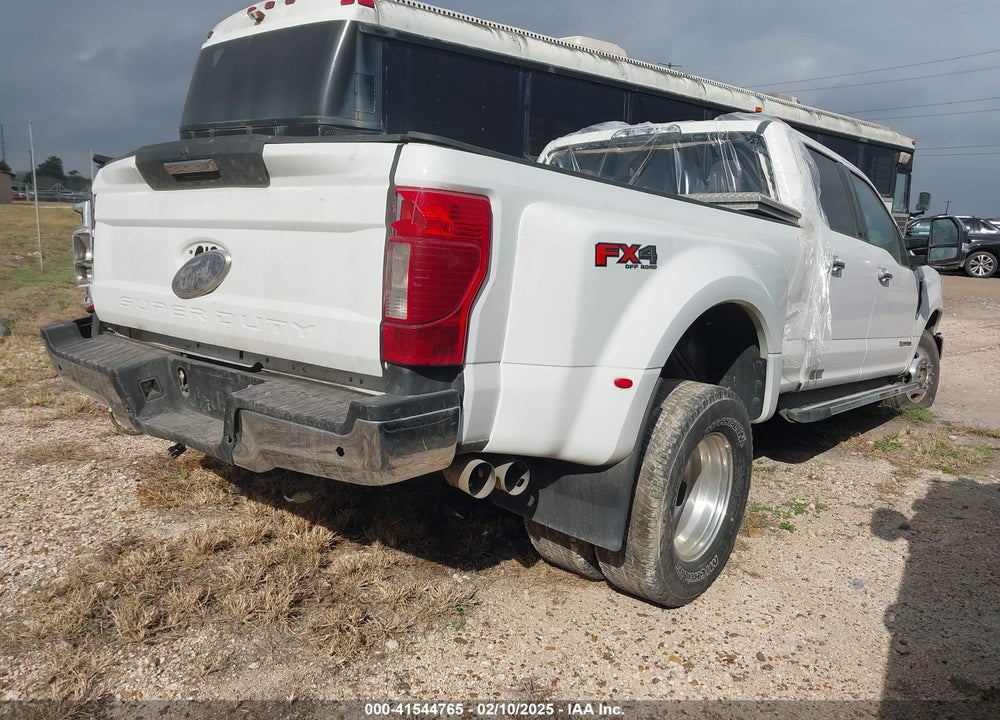 2022 FORD F-350 XLT VIN: 1FT8W3DT3NEE42725