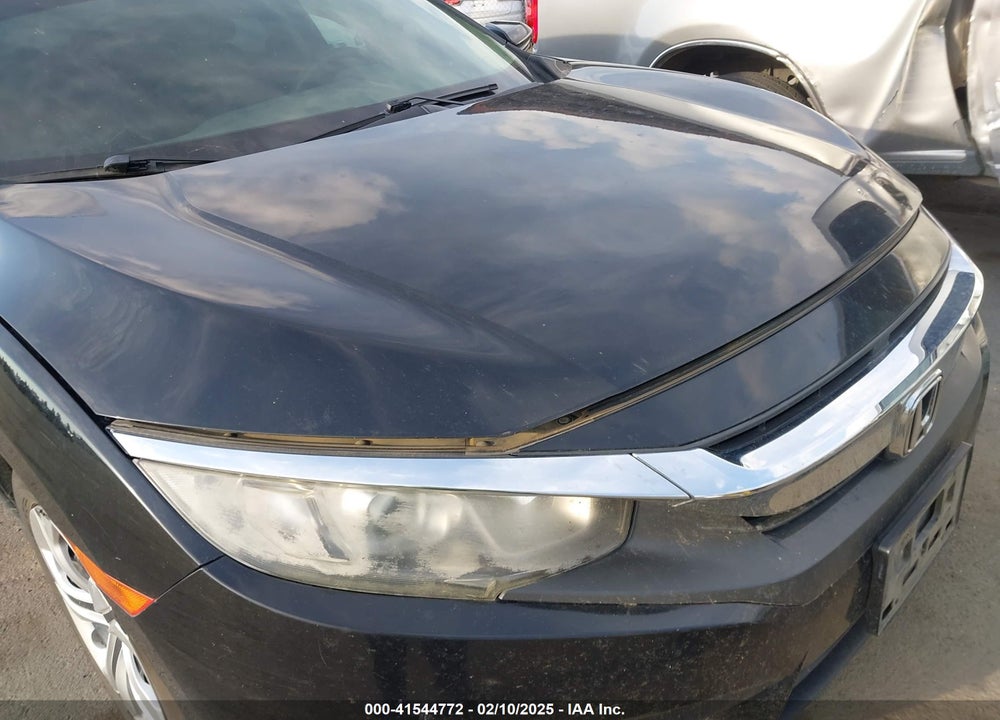 2016 HONDA CIVIC VIN: 2HGFC2F58GH527761