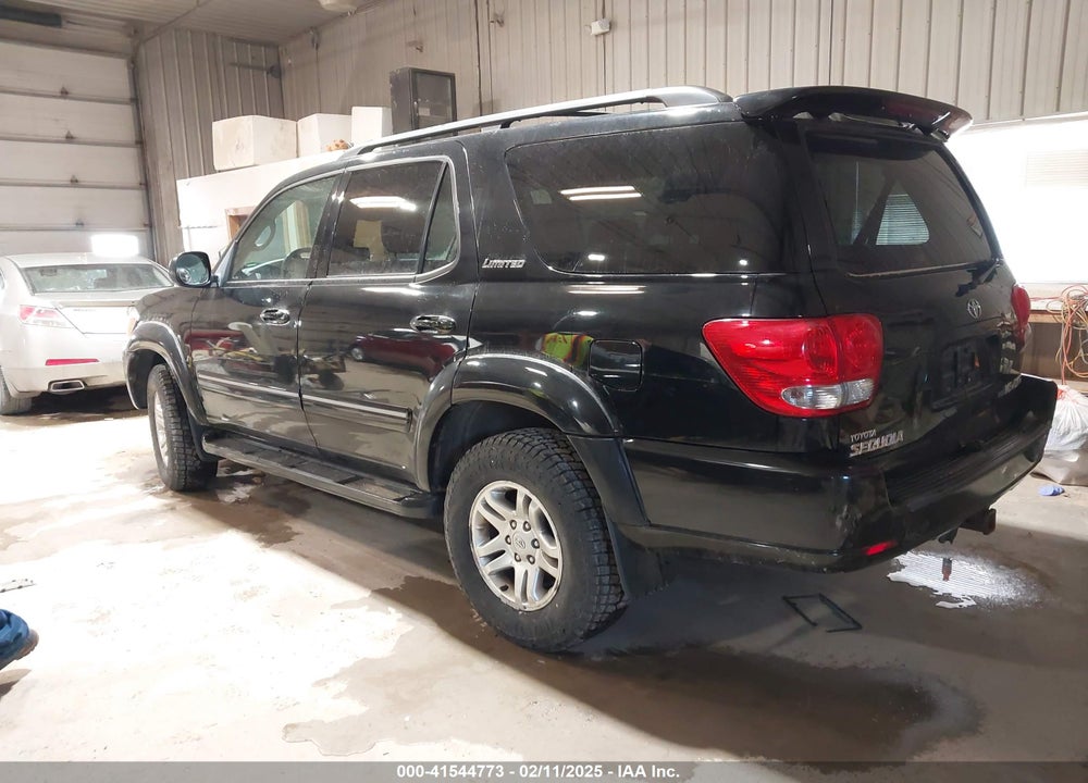 2005 TOYOTA SEQUOIA LIMITED V8 VIN: 5TDBT48A95S237403