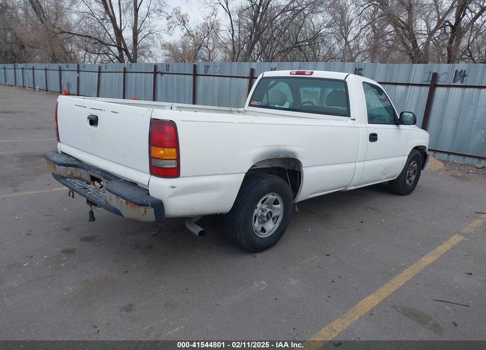 2000 GMC SIERRA 1500 SL VIN: 1GTEC14V9YE900340