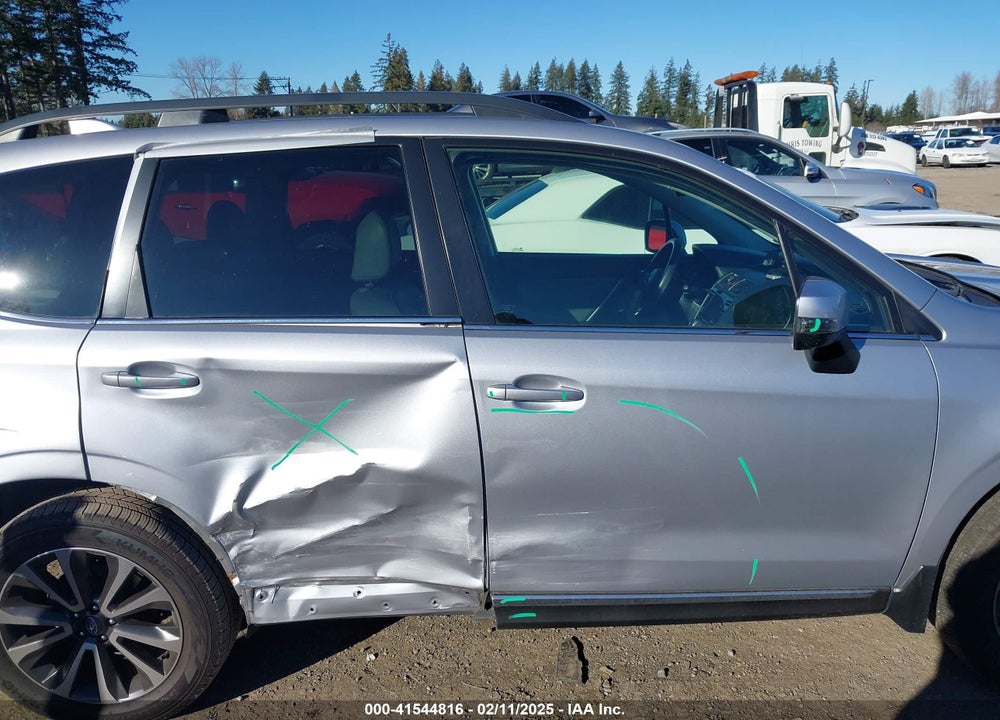 2016 SUBARU FORESTER 2.5I TOURING VIN: JF2SJAVC8GH528283