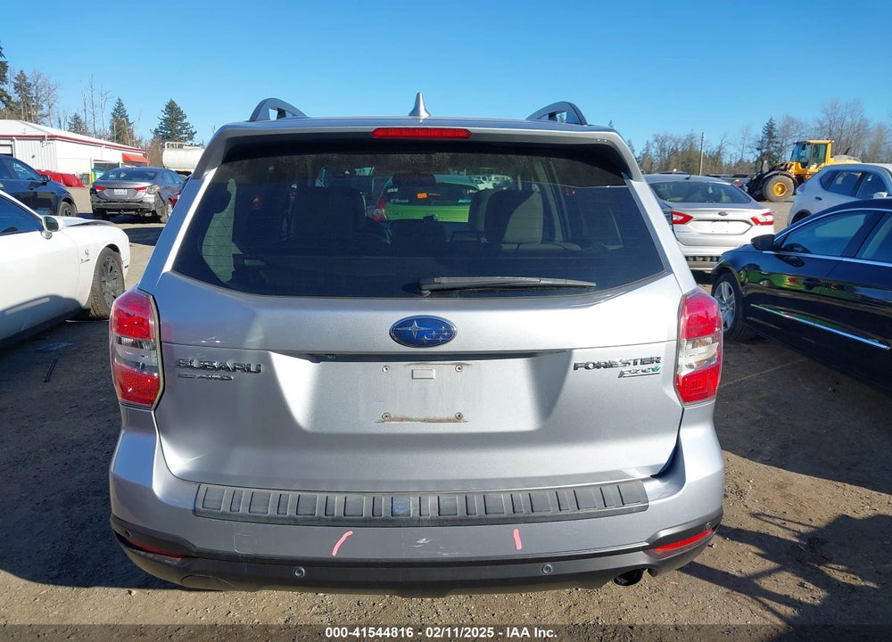 2016 SUBARU FORESTER 2.5I TOURING VIN: JF2SJAVC8GH528283
