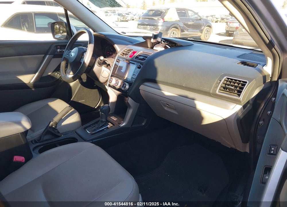 2016 SUBARU FORESTER 2.5I TOURING VIN: JF2SJAVC8GH528283