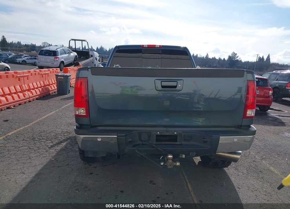 2008 GMC SIERRA 2500HD SLT VIN: 1GTHK23618F161989